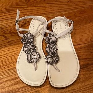 Gianni Bini flat sandals. Size 10